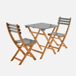 Acacia wood garden table, 2 folding chairs