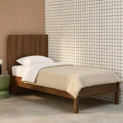 Bed with slatted base and headboard 90x190cm wood decor