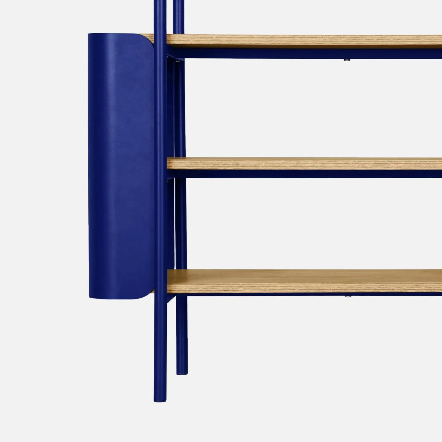 Bookshelf with curved metal and wood decor, 6 levels