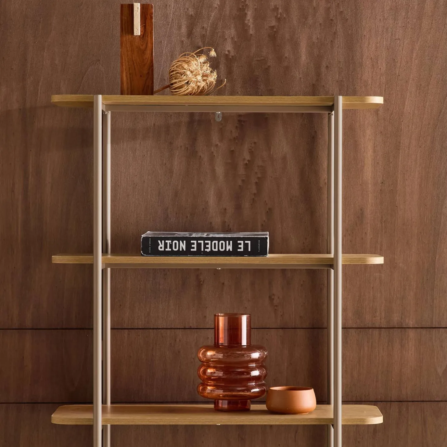 Bookshelf with curved metal and wood decor, 6 levels