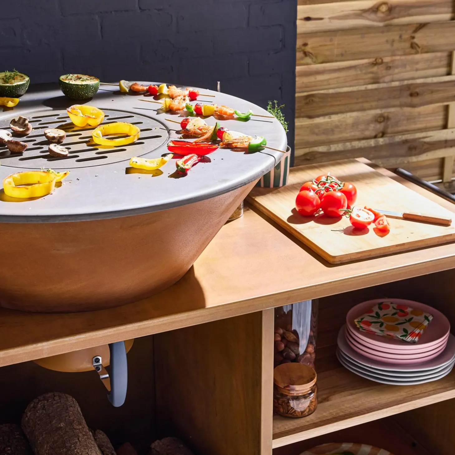Brazier grill Ø80cm service table with storage spaces protective cover