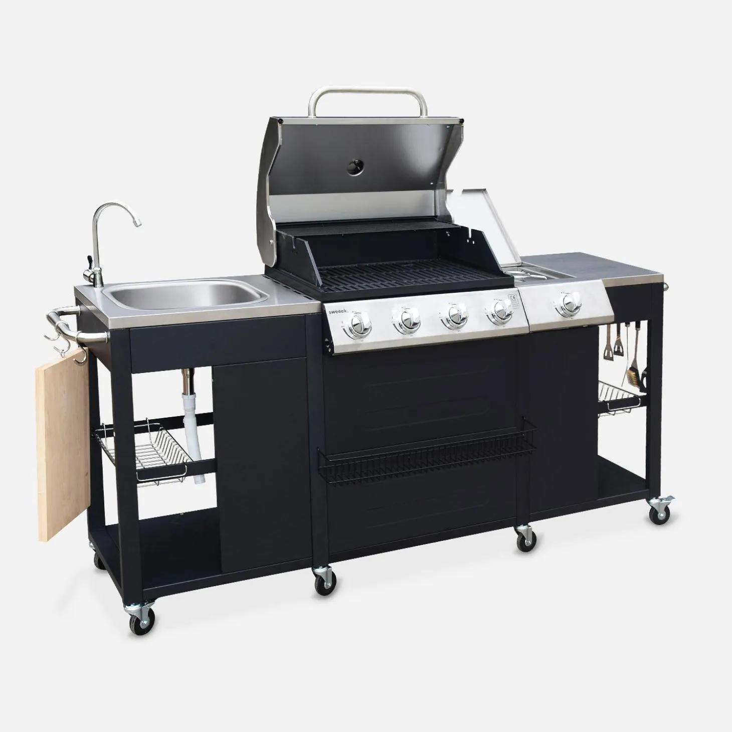 4-burner gas barbecue + 1 side burner, outdoor kitchen with sink