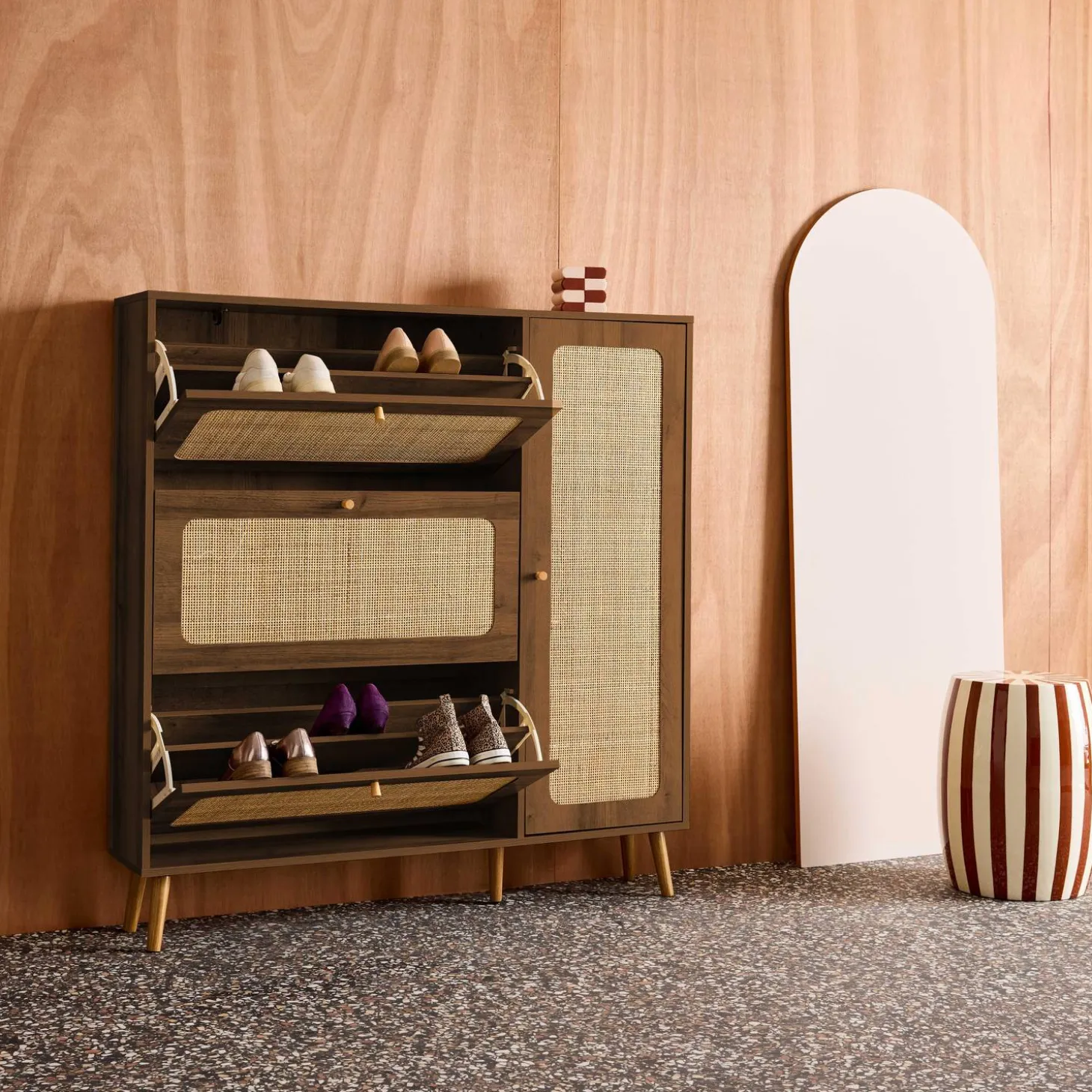 Canework shoe cabinet with 3 drawers