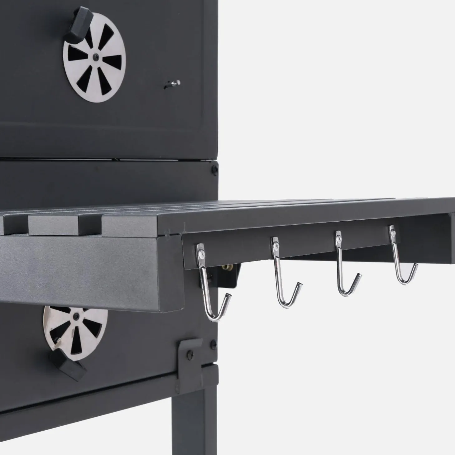 Charcoal smoker barbecue with ash collector