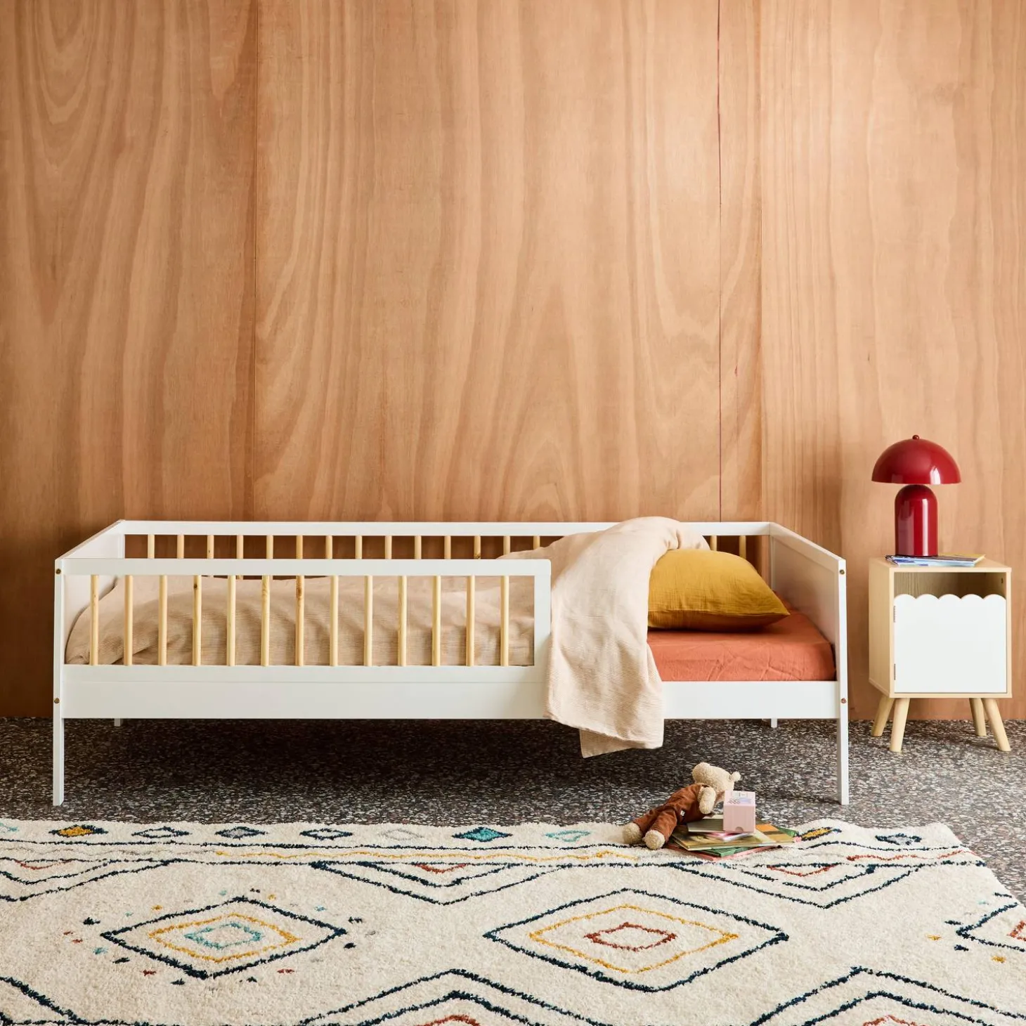 Child bed 90 x 190 cm natural pine slatted base included