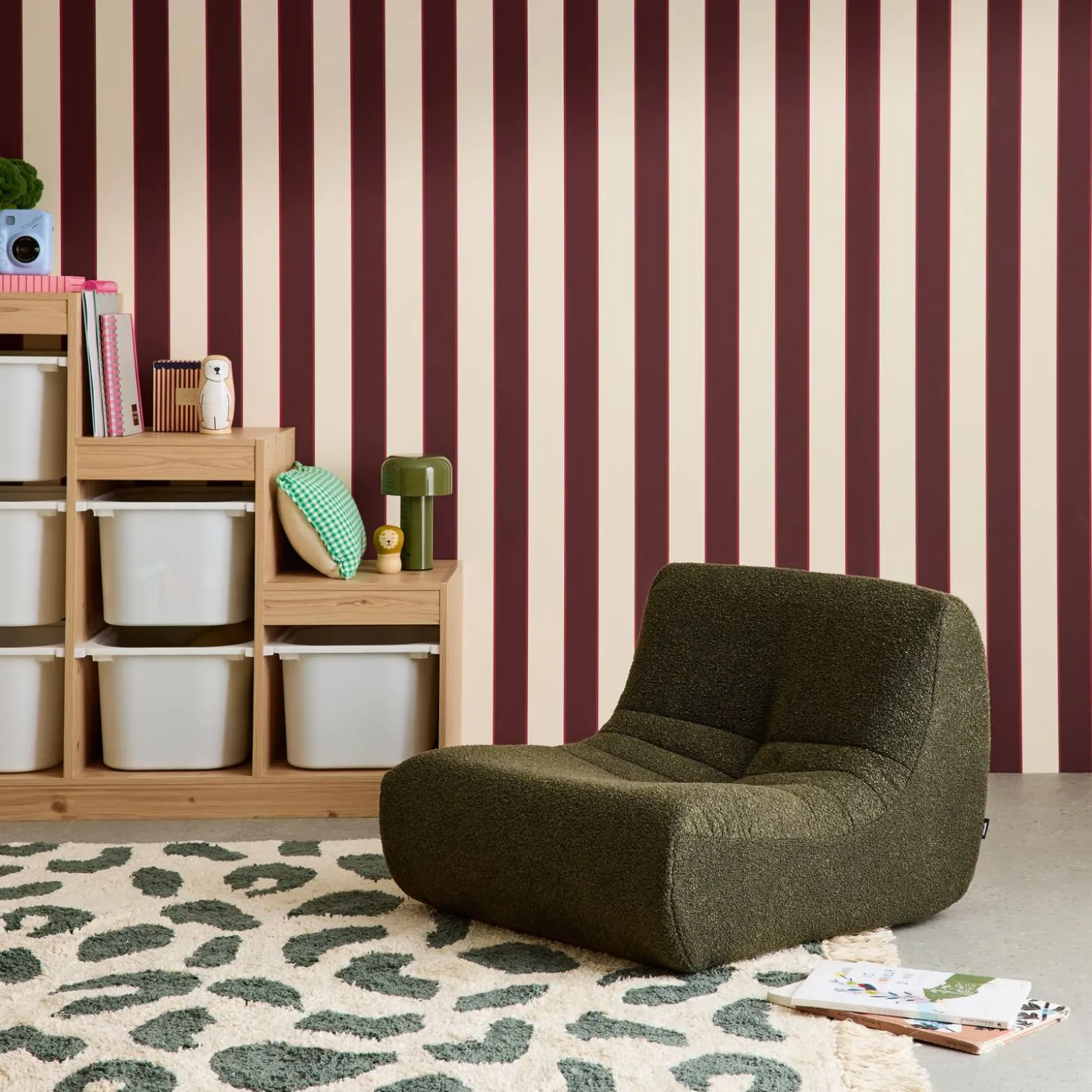 Children's armchair in textured boucle fabric