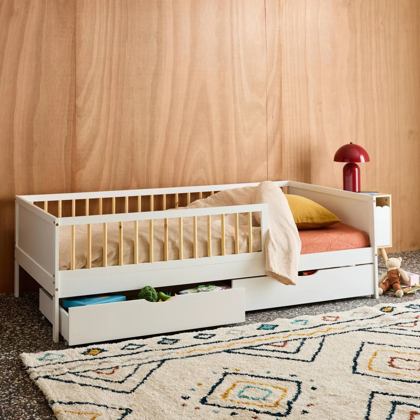 Children's bed 90 x 190 cm natural pine with slatted base and 2 drawers