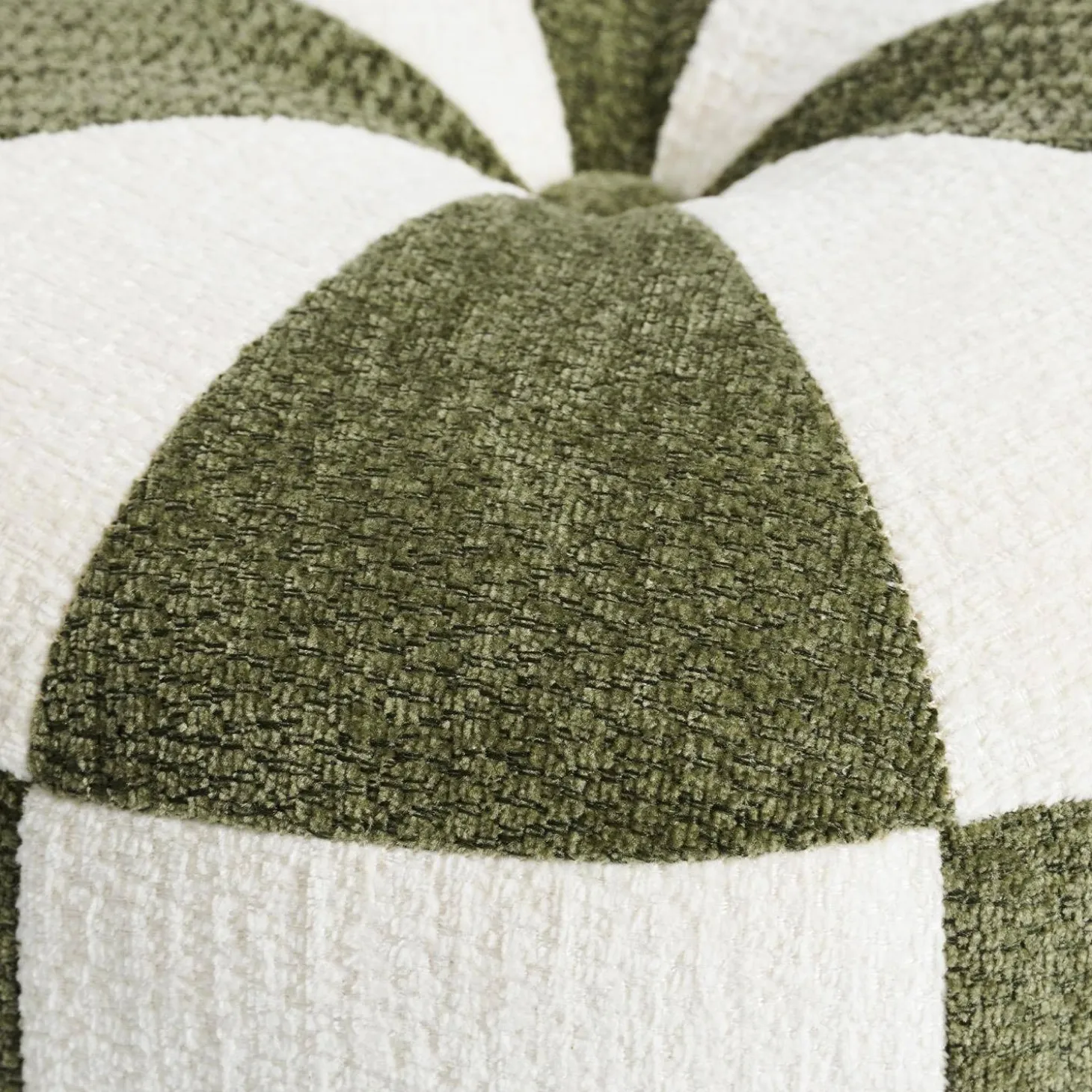 Children's chenille fabric pouf