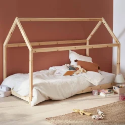 Children's hut bed in natural pine, bed base included