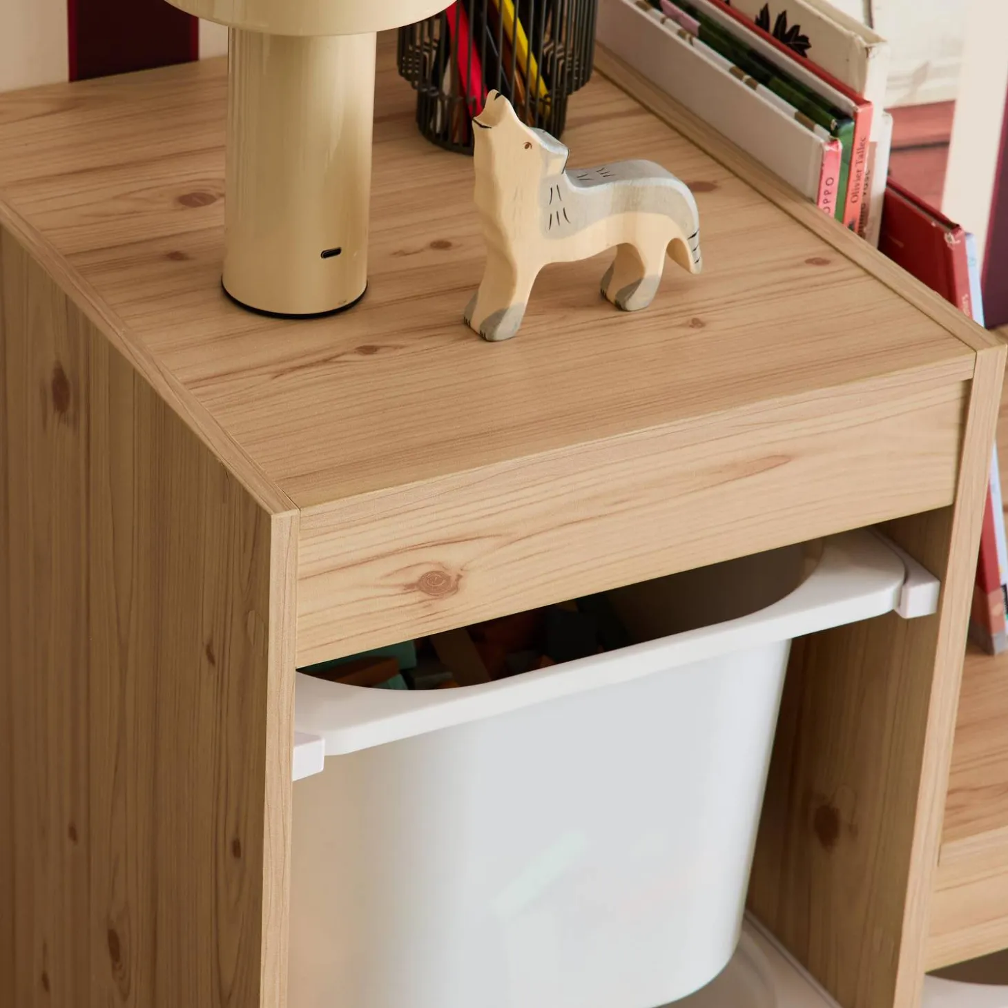 Children's storage unit staircase 6 storage bins