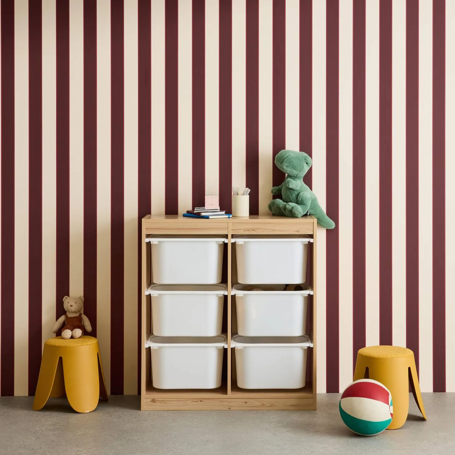 Children's storage unit with 6 storage bins