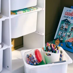 Children's storage unit with 6 storage bins