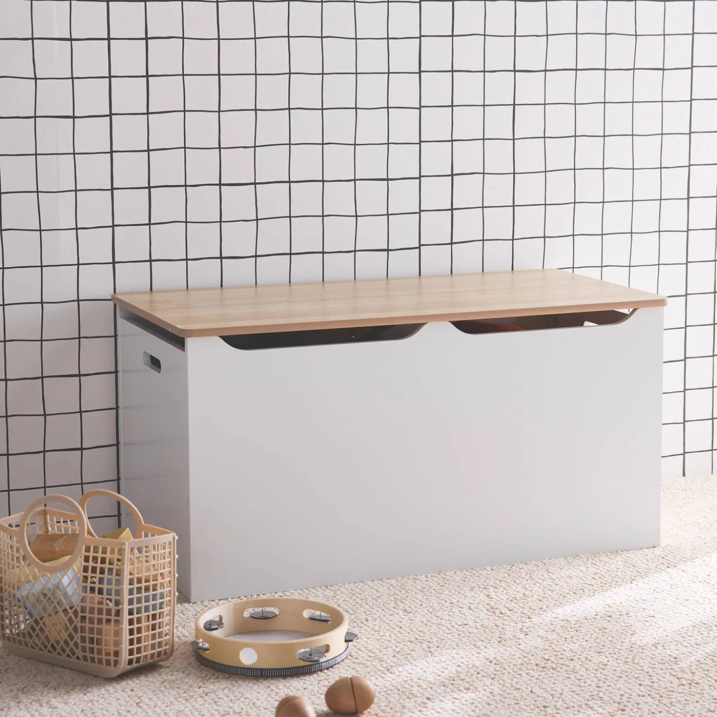 Children's toy storage box with side handles