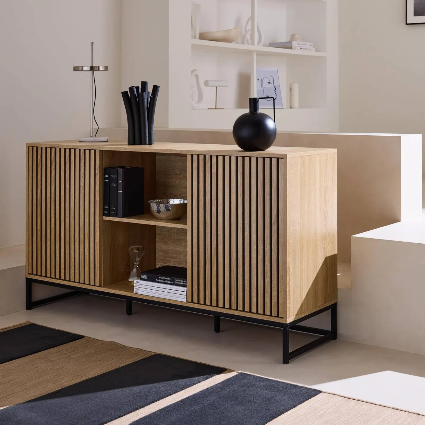 140cm contemporary sideboard, wood-effect and 2 doors
