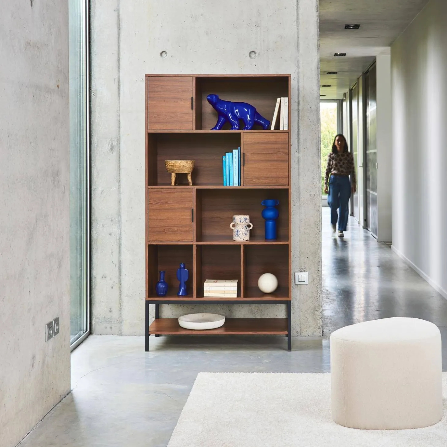 9-compartment bookcase