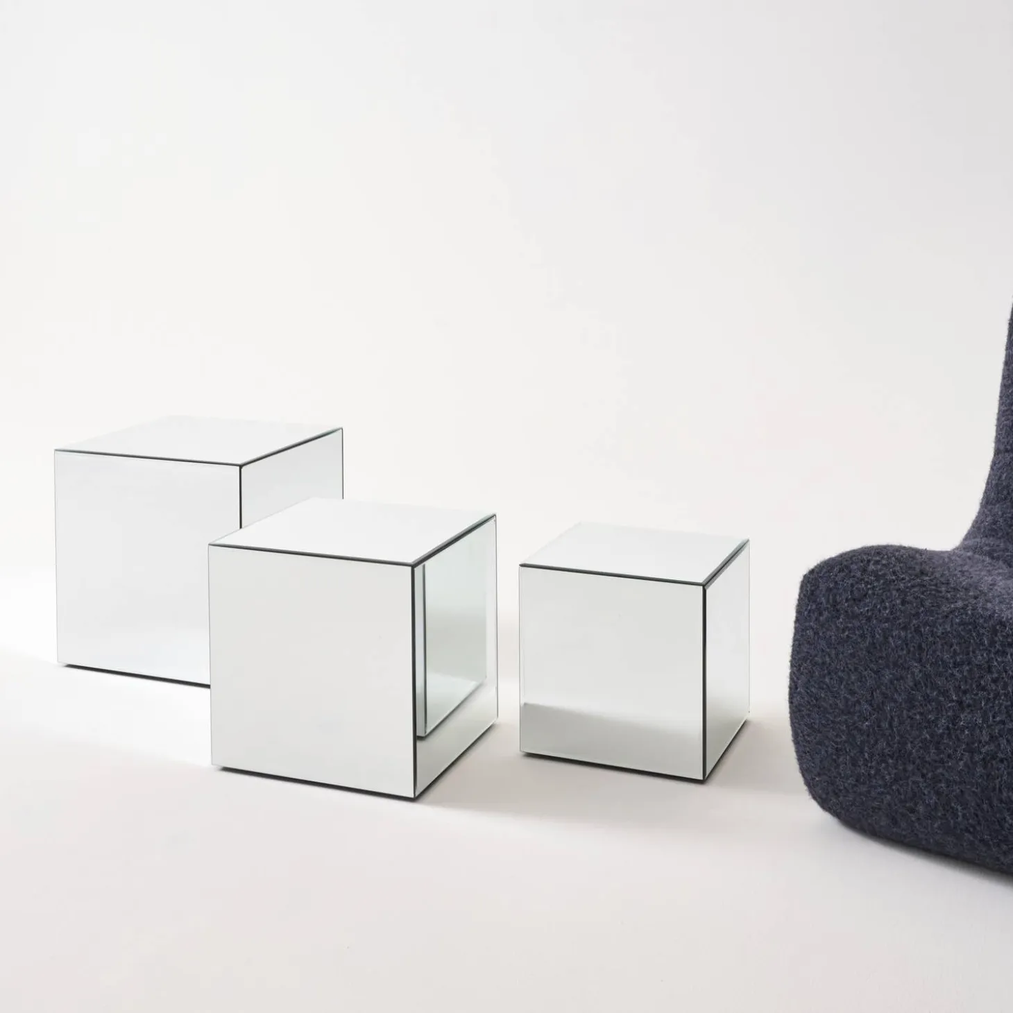 Cubic mirror coffee table, side table, bedside table, 40 cm cubic mirror