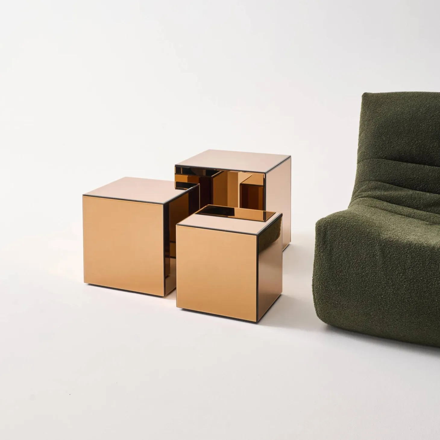 Cubic mirror coffee table, side table, bedside table, 30 cm cubic mirror