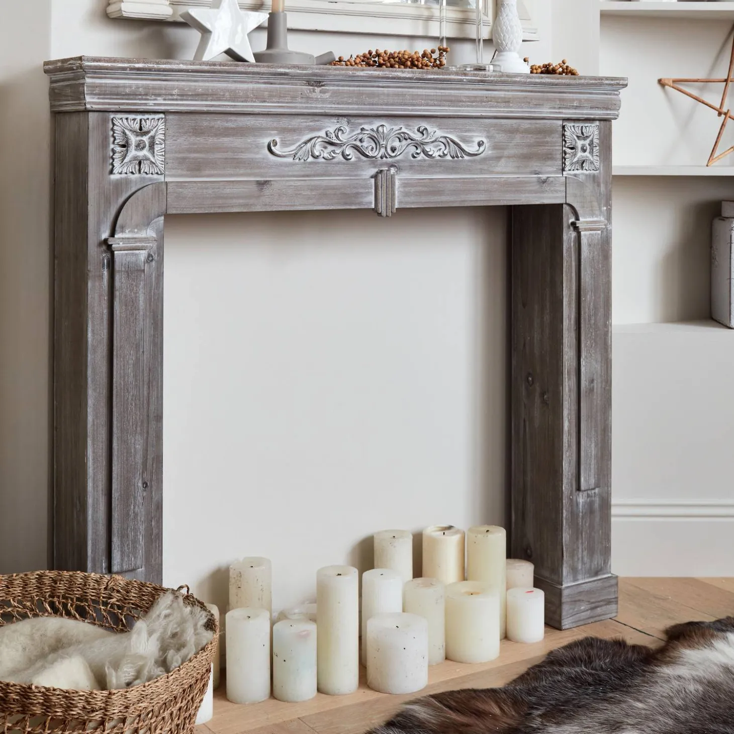 Decorative fireplace surround