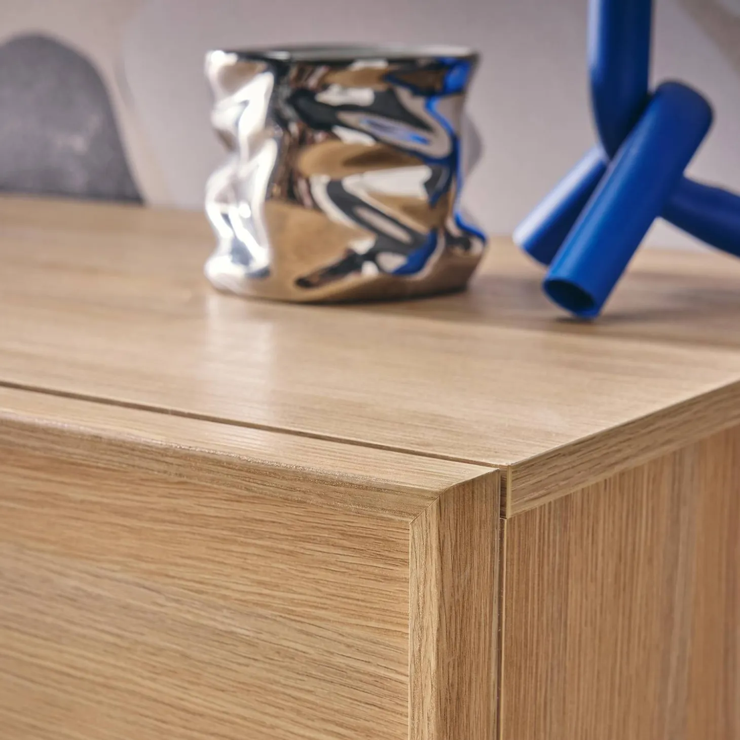 2-door walnut wood-effect sideboard 80cm