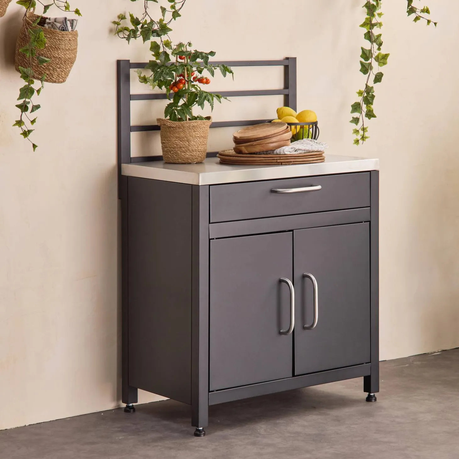 1 drawer and 2 doors steel outdoor kitchen with hanging grid