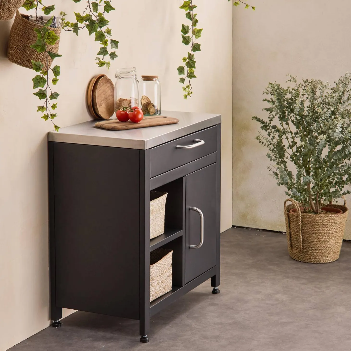 1 drawer and 1 door steel outdoor kitchen