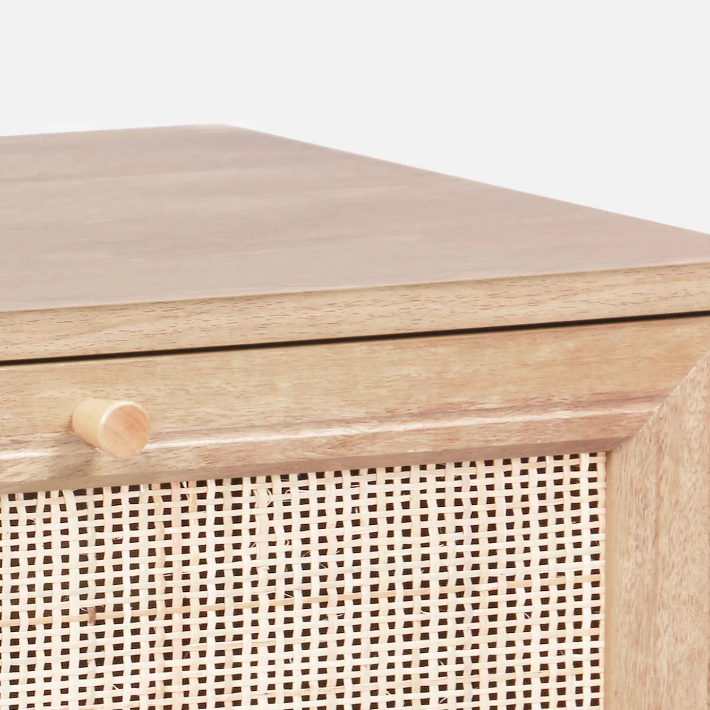 4-drawer chest with wood and cane effect