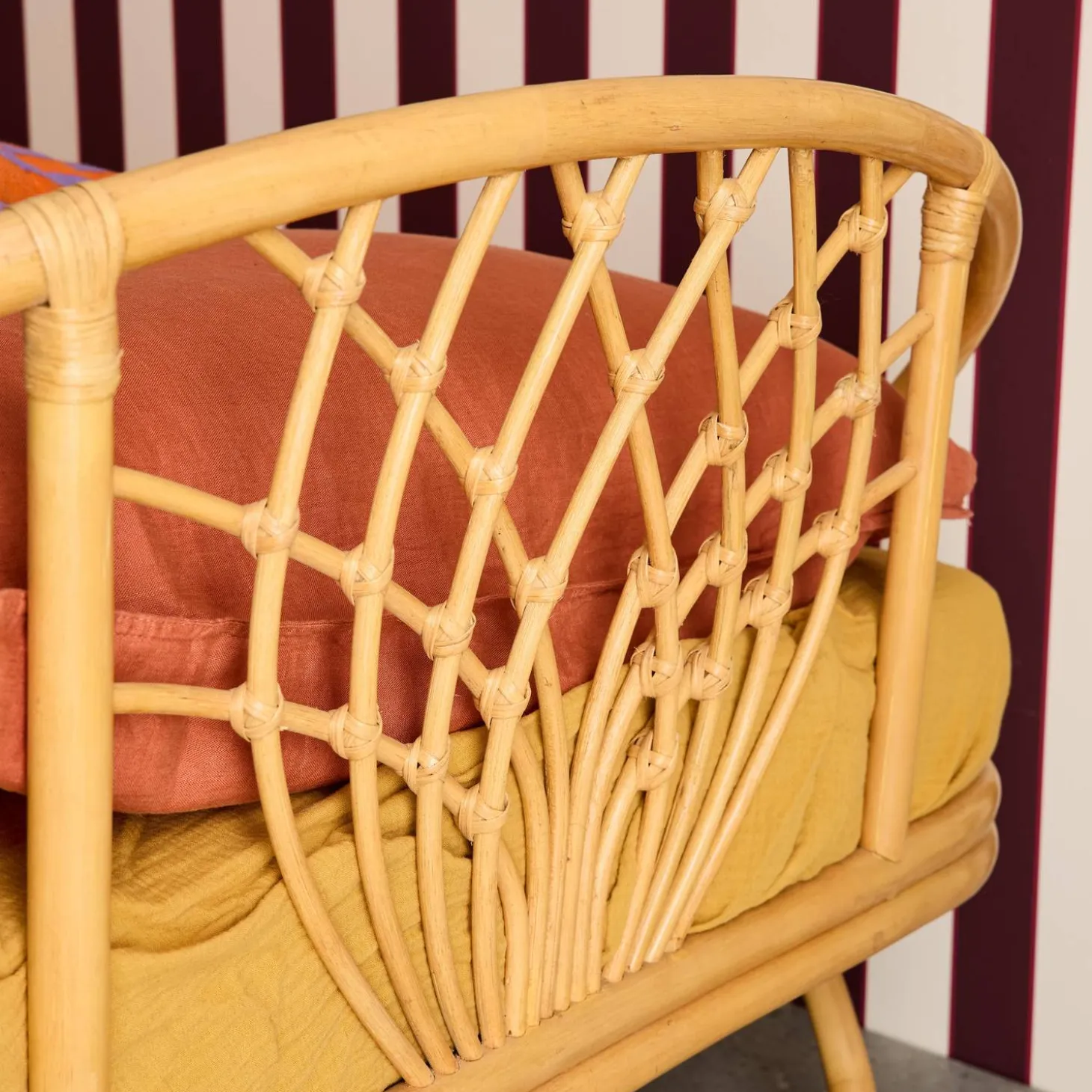 Exotic children's bed 90 x 190 cm rattan