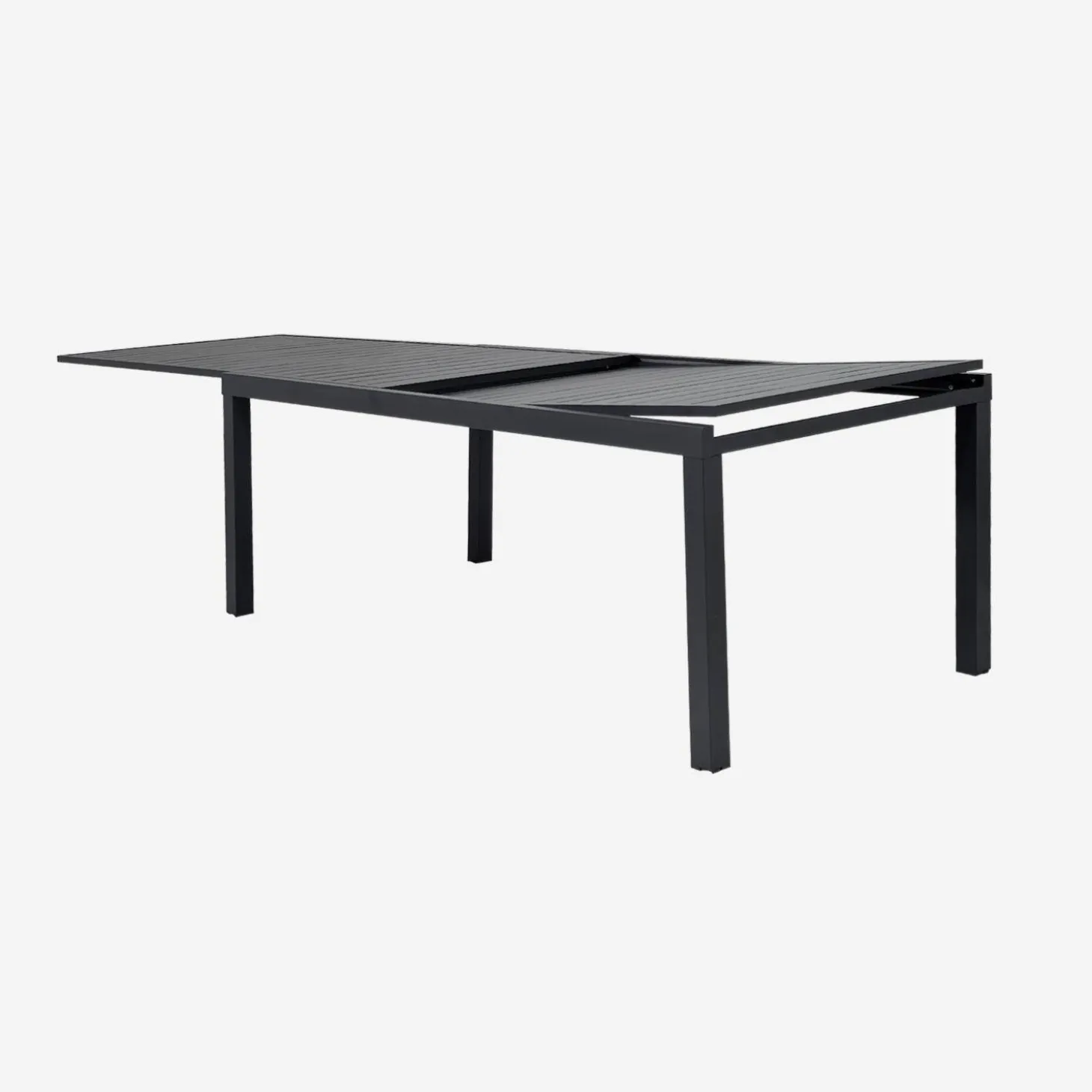 Extendable aluminium garden table for 10-12 people