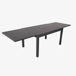 Extendable aluminium garden table, seats 8