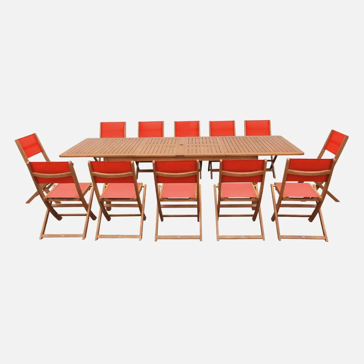 Extendable eucalyptus wood garden table + 12 chairs