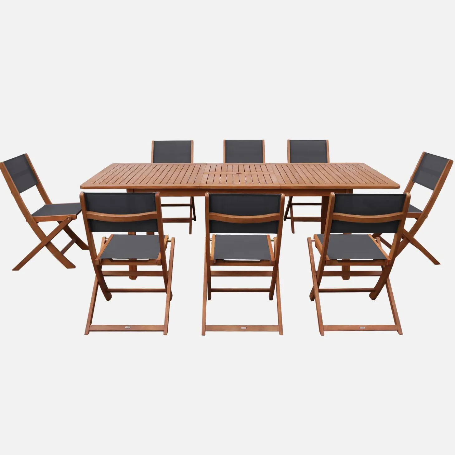 Extendable eucalyptus wood garden table + 8 chairs