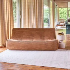Graphic pattern indoor rug cream