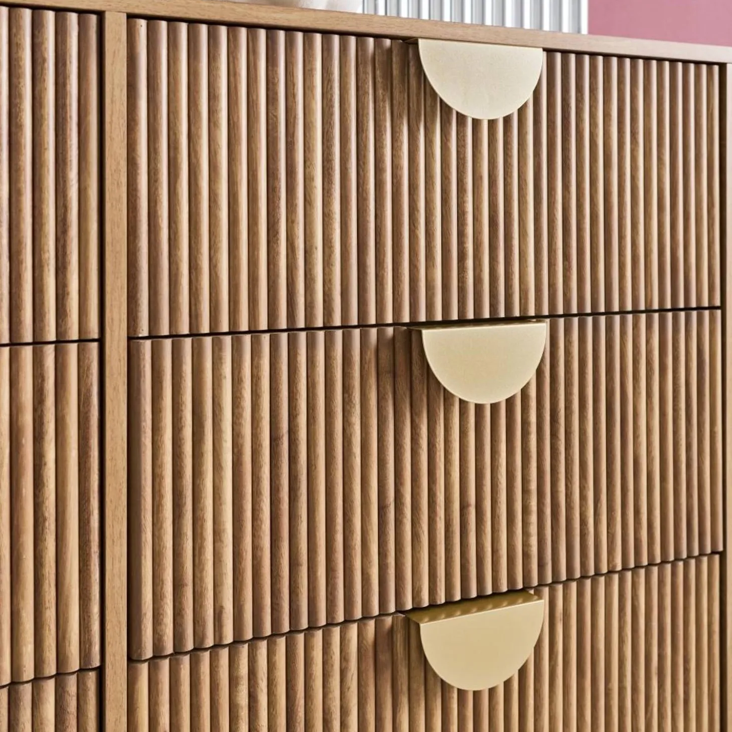 Grooved mango wood effect sideboard with 6 drawers