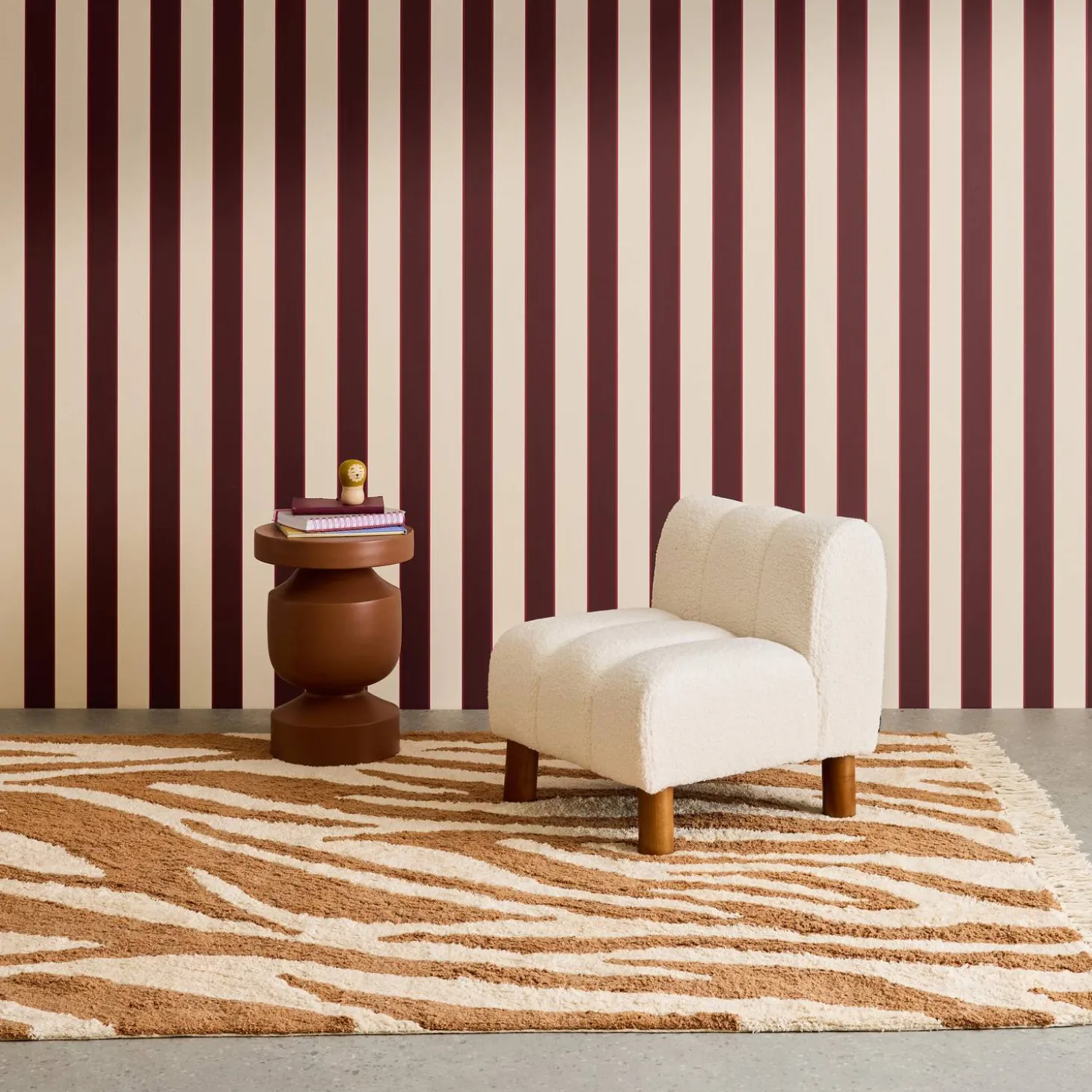 Indoor cotton rug with brick zebra pattern and fringes