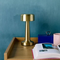 Indoor LED table lamp in gold metal Ø9cm