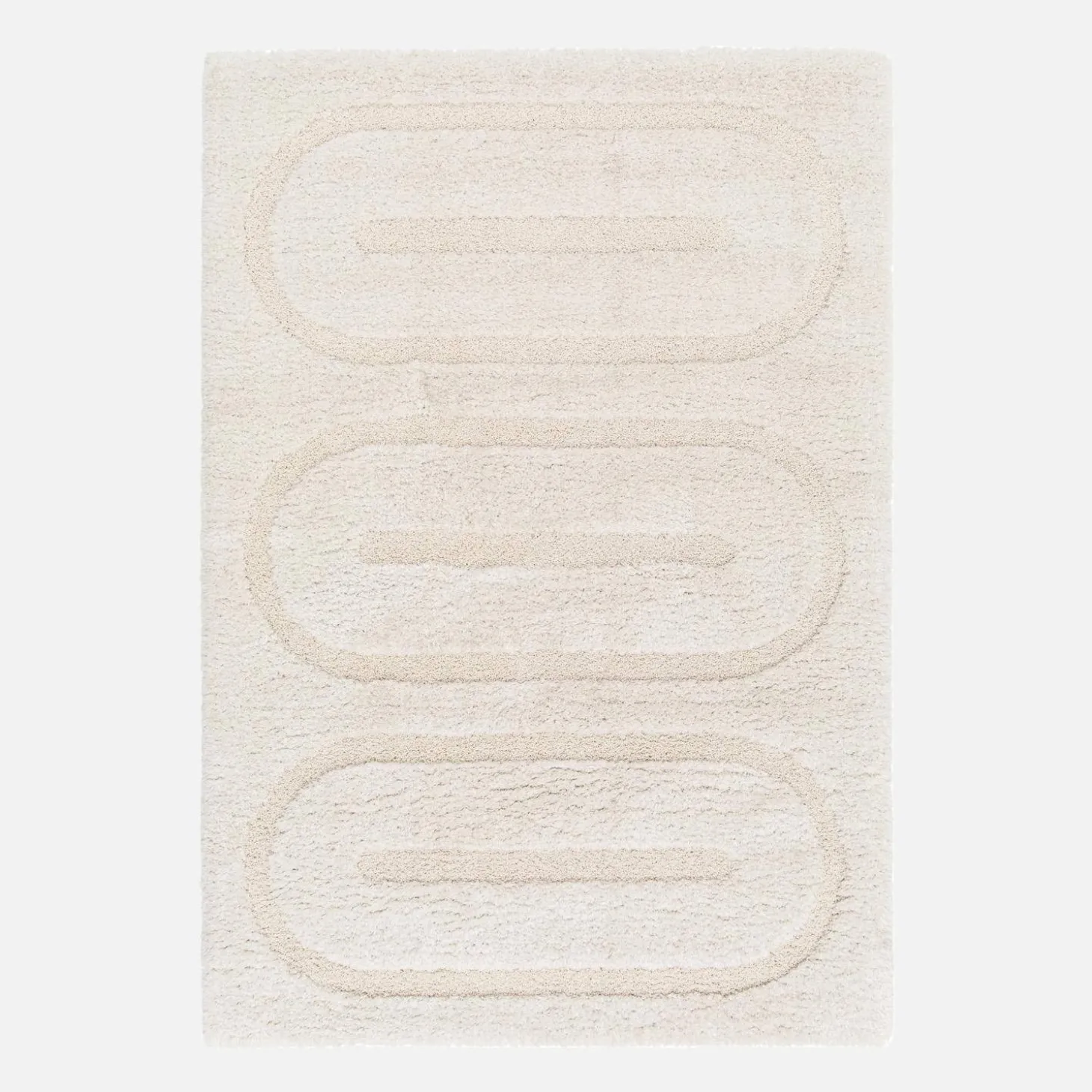 Indoor rug with geometric patterns cream