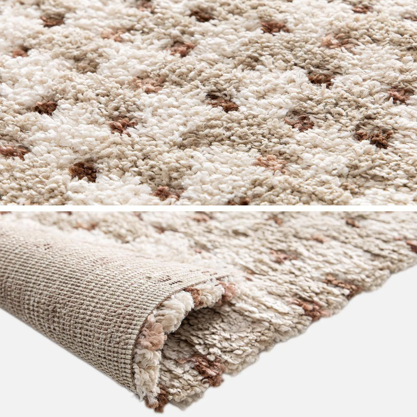Indoor rug with small multicolored patterns