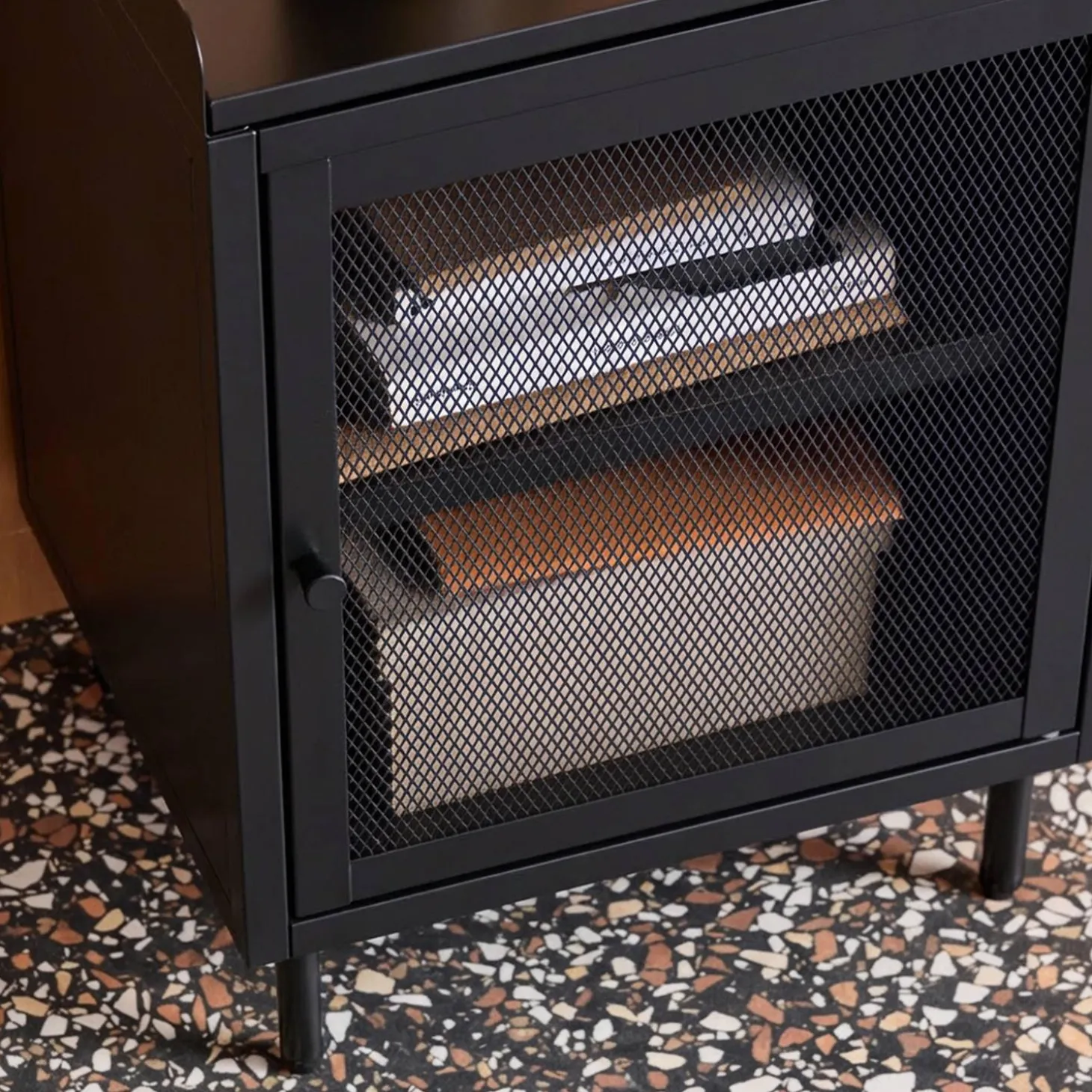 Industrial metal bedside table with 1 door