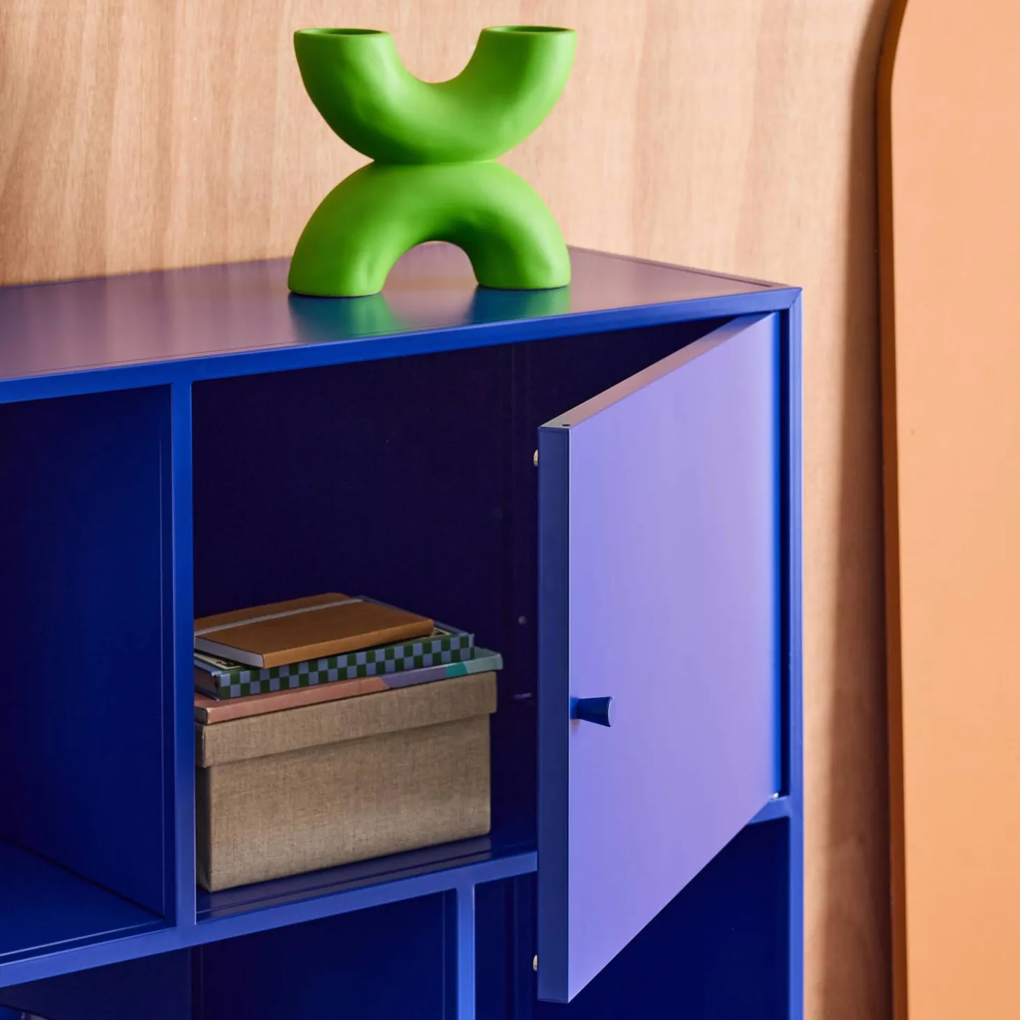 Industrial metal storage cabinet with 6 compartments