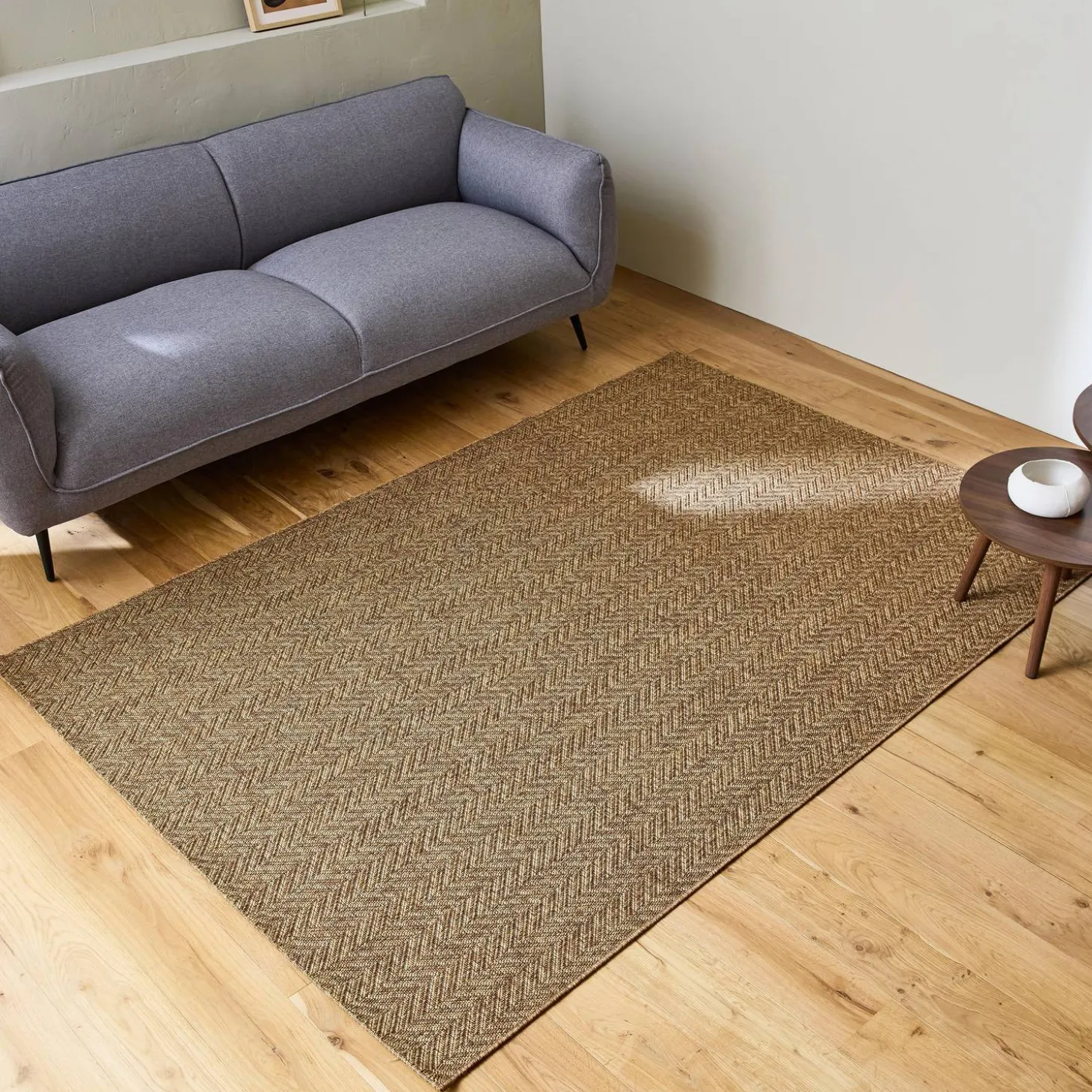 Jute-effect indoor/outdoor rug in caramel