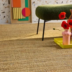 Light jute-effect interior/exterior carpet with coloured accents