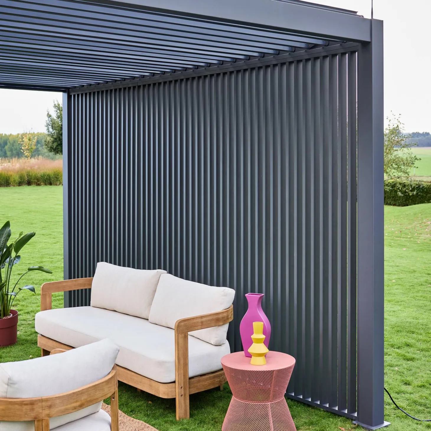 Louvered pergola aluminium 4 x 3m + 3 130cm vertical louver panels