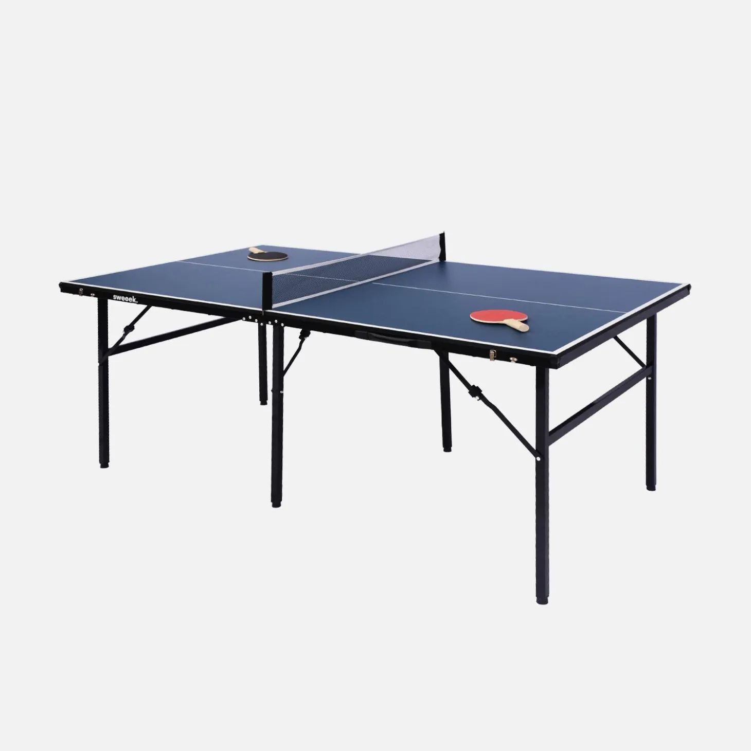 Medium indoor table tennis table with 2 bats and 3 balls