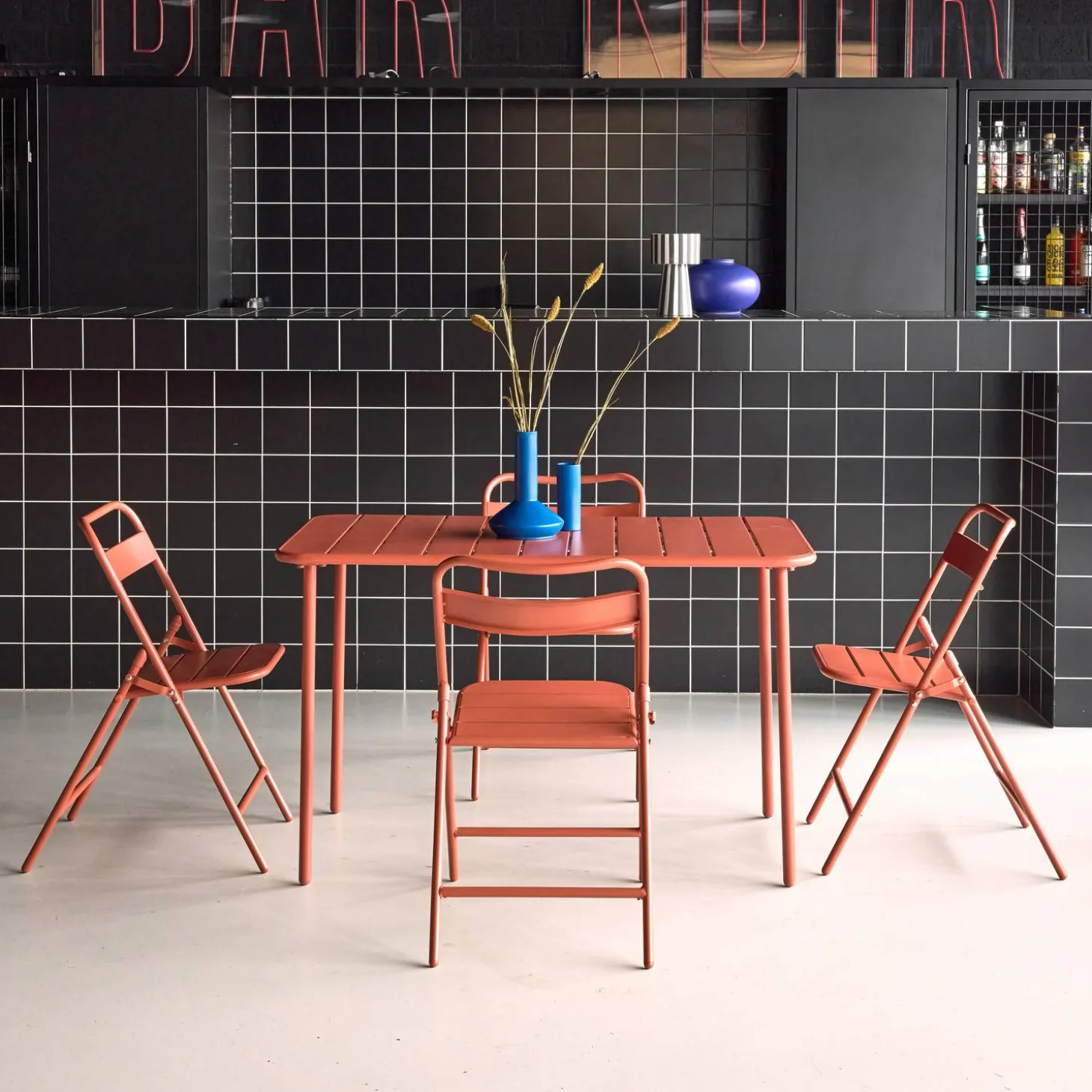 Metal garden table + 4 chairs