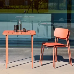 Metal garden table + 2 chairs