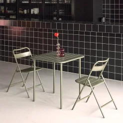 Metal garden table + 2 chairs