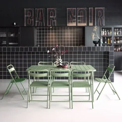 Metal garden table + 8 chairs