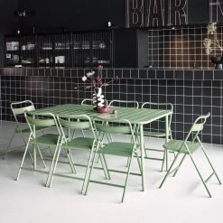 Metal garden table + 8 chairs