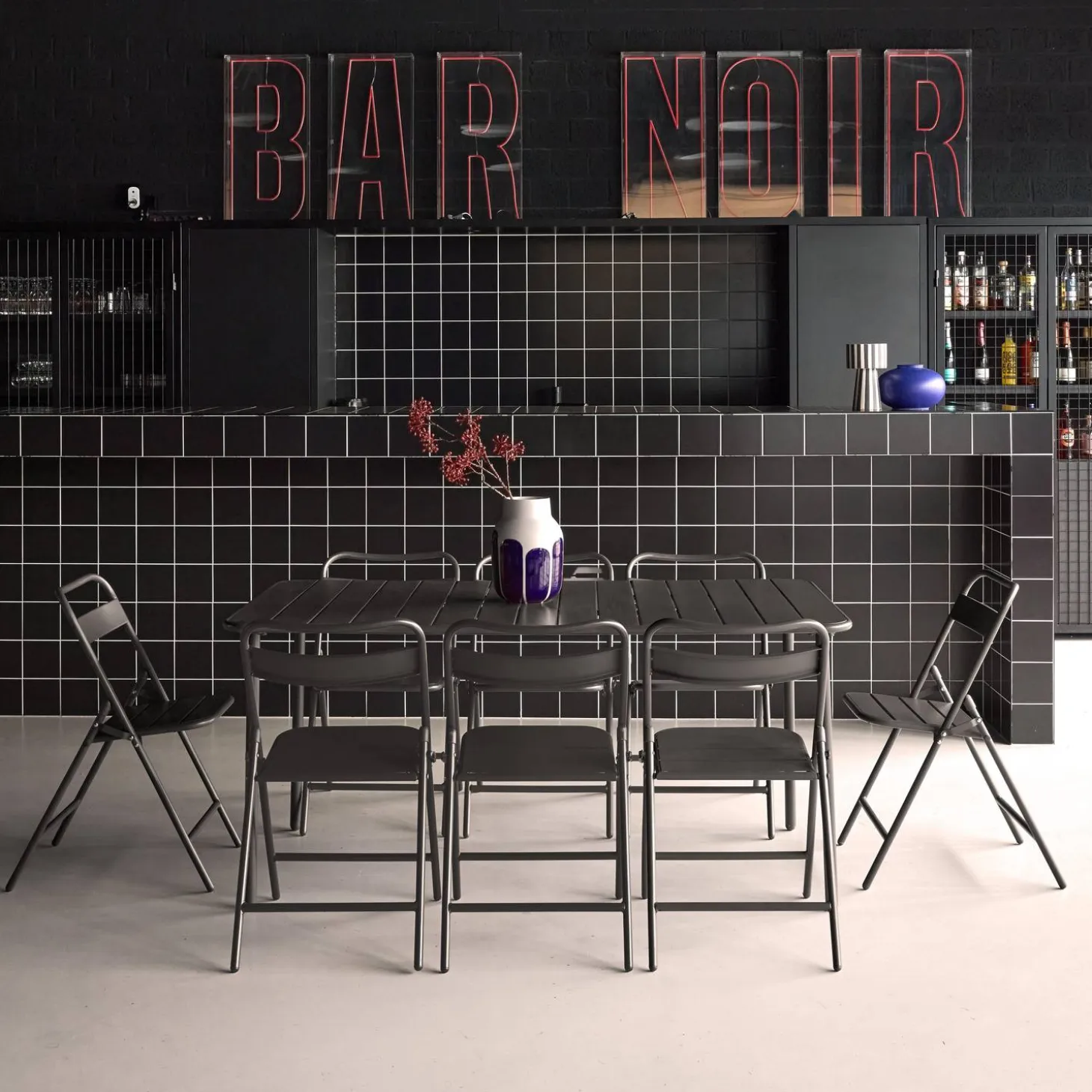 Metal garden table + 8 chairs