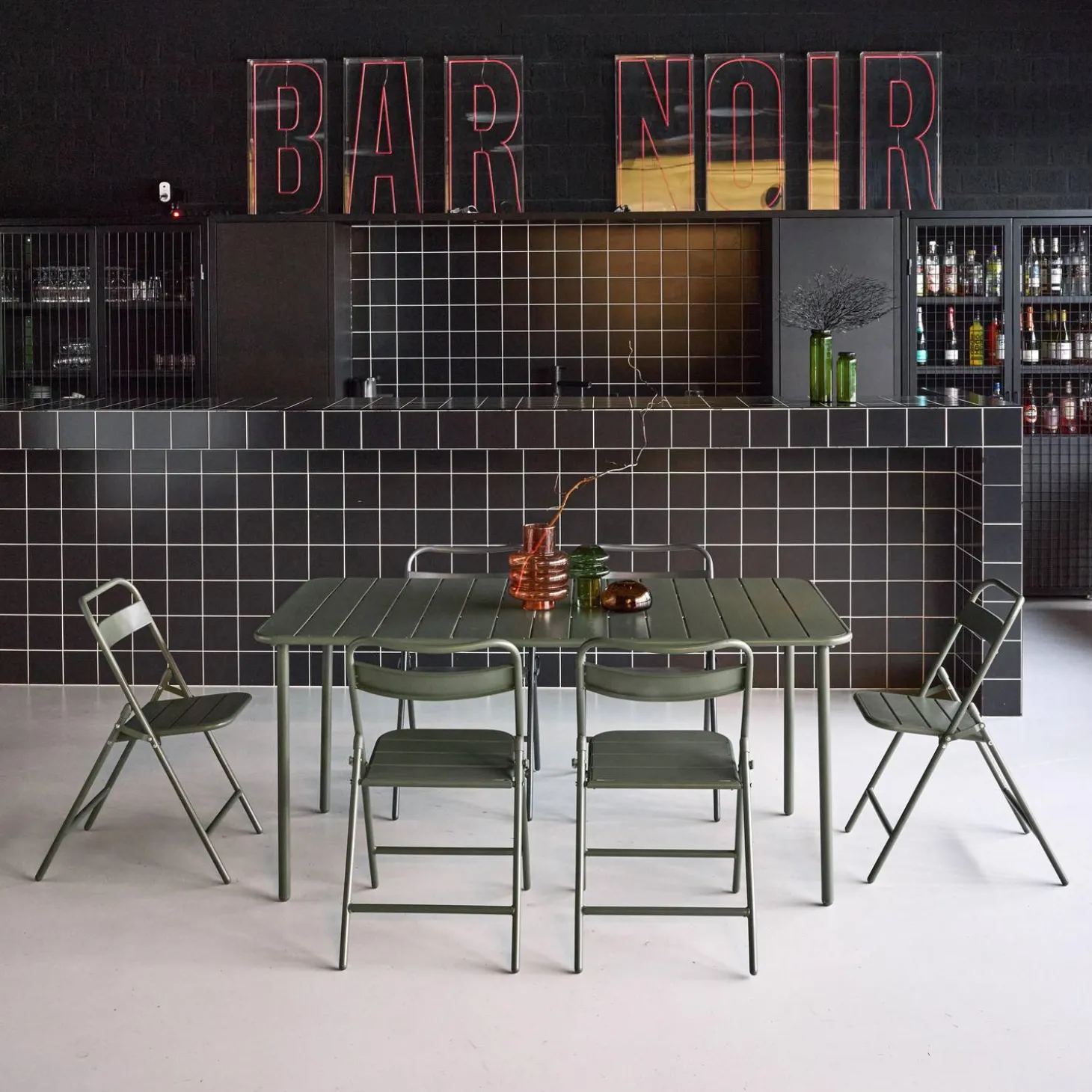 Metal garden table + 6 chairs